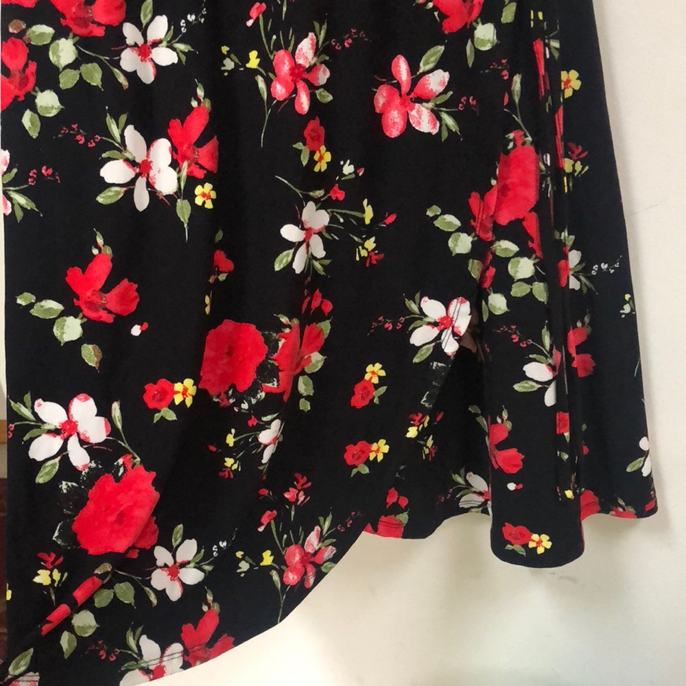 Dress - Picture 3 of 5
